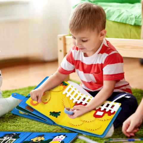 Farmyard Felt Storybook